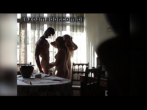 ❤️ ຫມູ່ເພື່ອນຮ່ວມເພດເຊື້ອເຊີນຜູ້ຊາຍຍັກໃຫຍ່ແລະສາມຄົນກັບລາວ ໜັງໂປ້ ທີ່ lo.pornohammer.ru